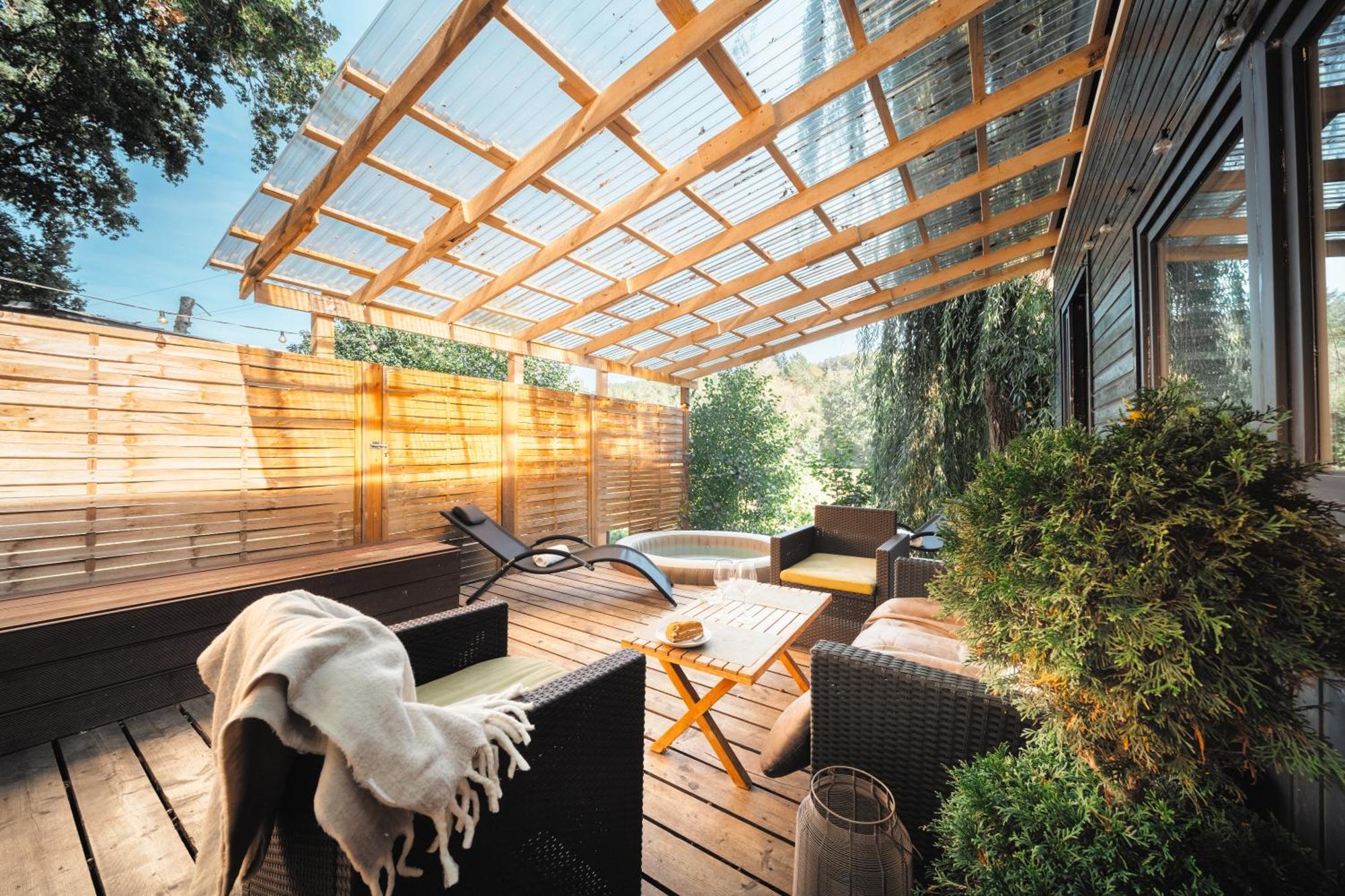 Secret Lake Prag Magic Place Relaxation& Wellness Rehenice Eksteriør bilde